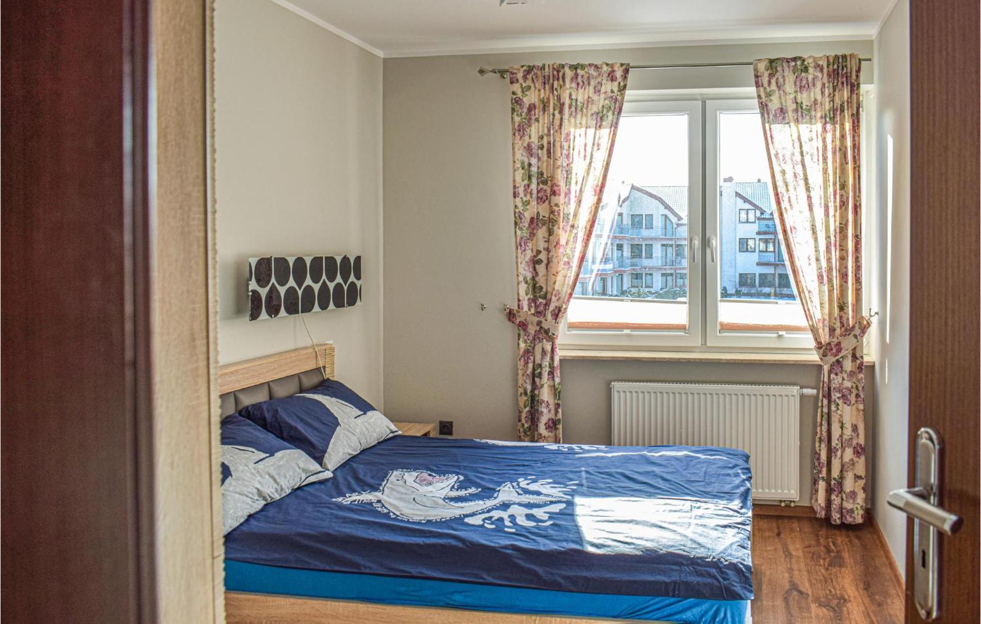 Nice Apartment In Darlowko With Wifi Bagian luar foto